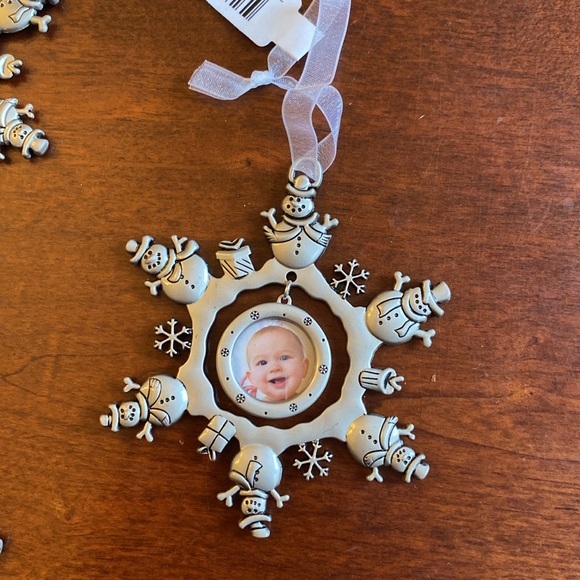 Merry Christmas Photo Holder Snowman Metal Ornament. NWT. Set of 3. - Picture 3 of 7